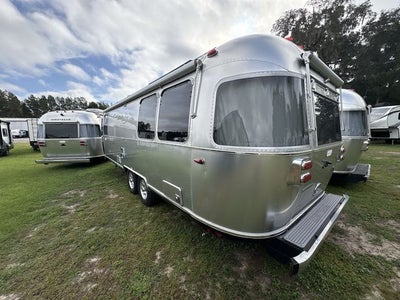 2026 Airstream 27FBQ Base