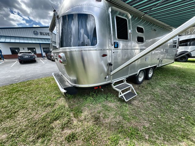 2025 Airstream 27FBQ Base