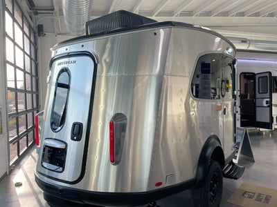 2025 Airstream 16X Base