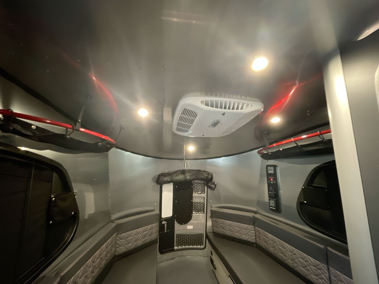 2025 Airstream 16X Base