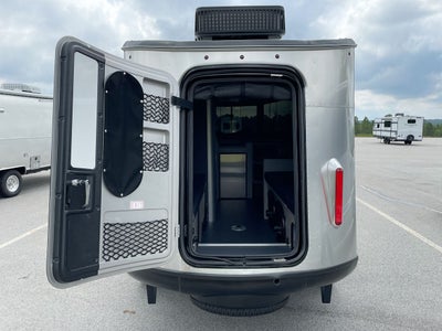 2025 Airstream 16X Base