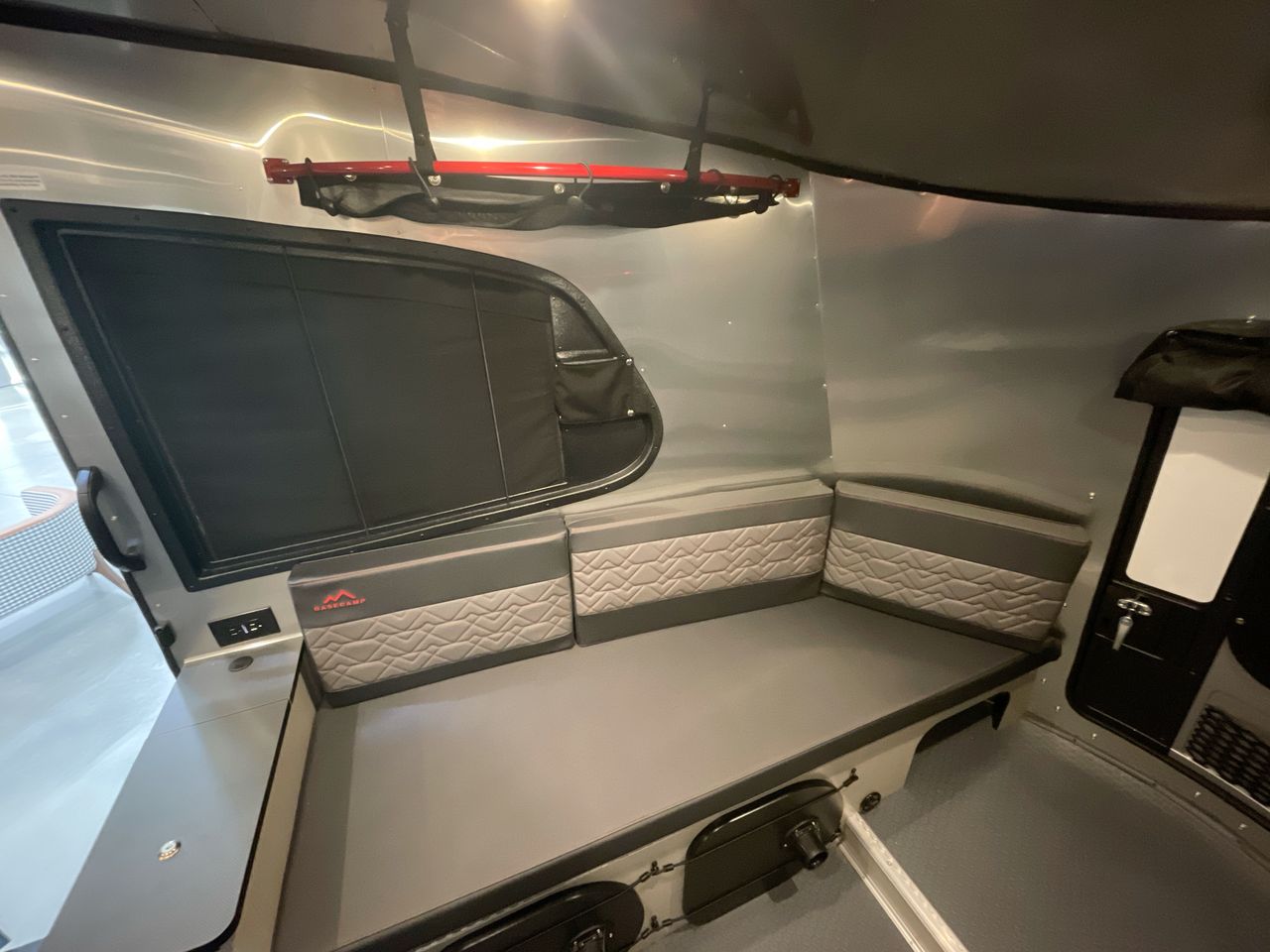 2025 Airstream 16X Base
