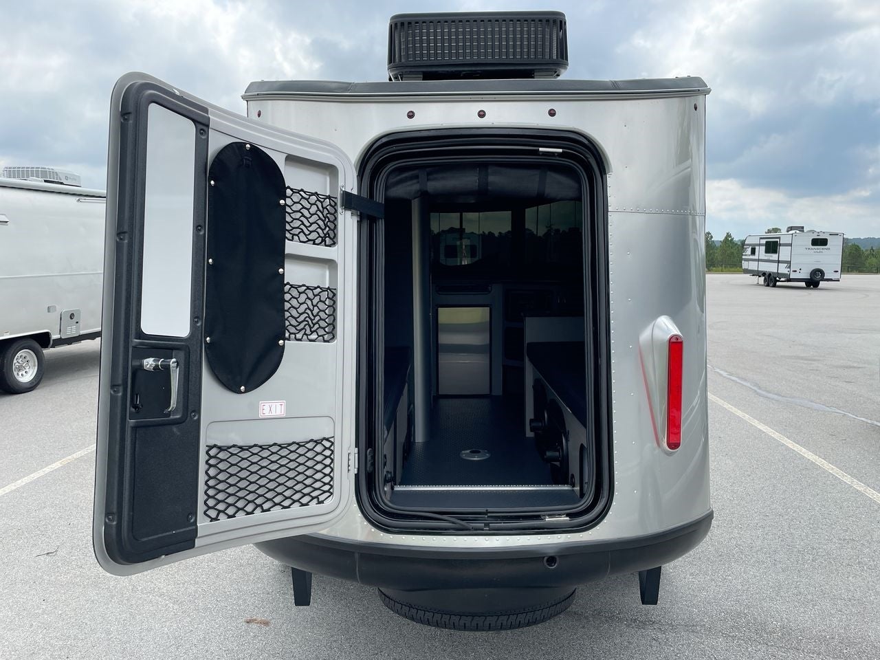 2025 Airstream 16X Base