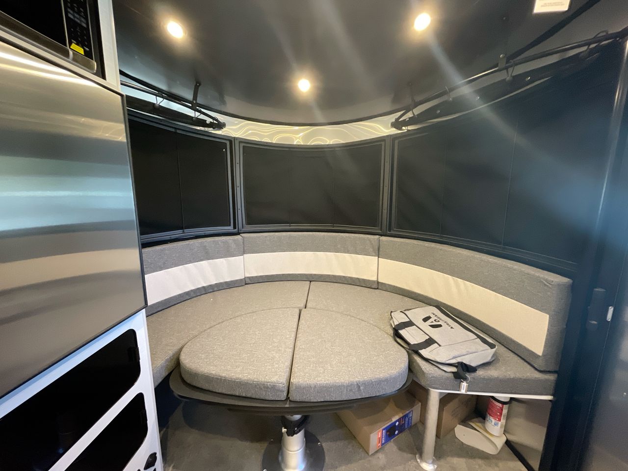 2026 Airstream 20Xe Base