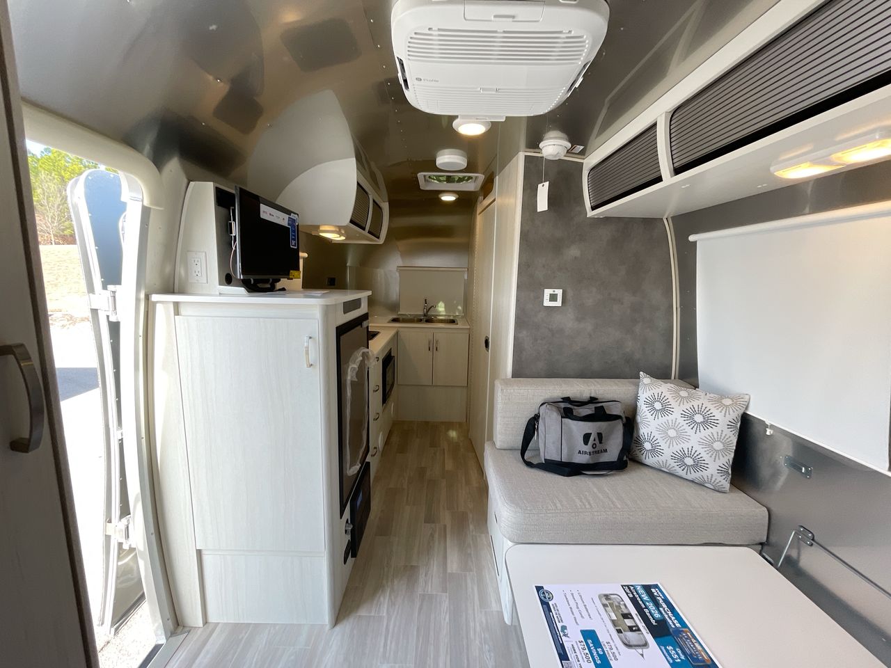 2026 Airstream 20FB Base