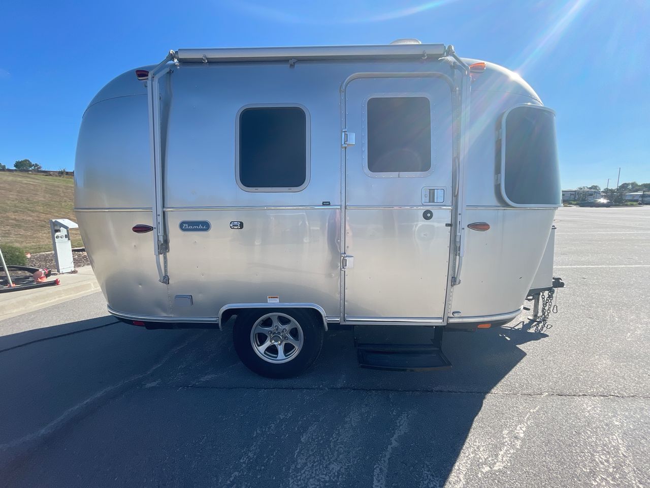 2023 Airstream 16RB Base