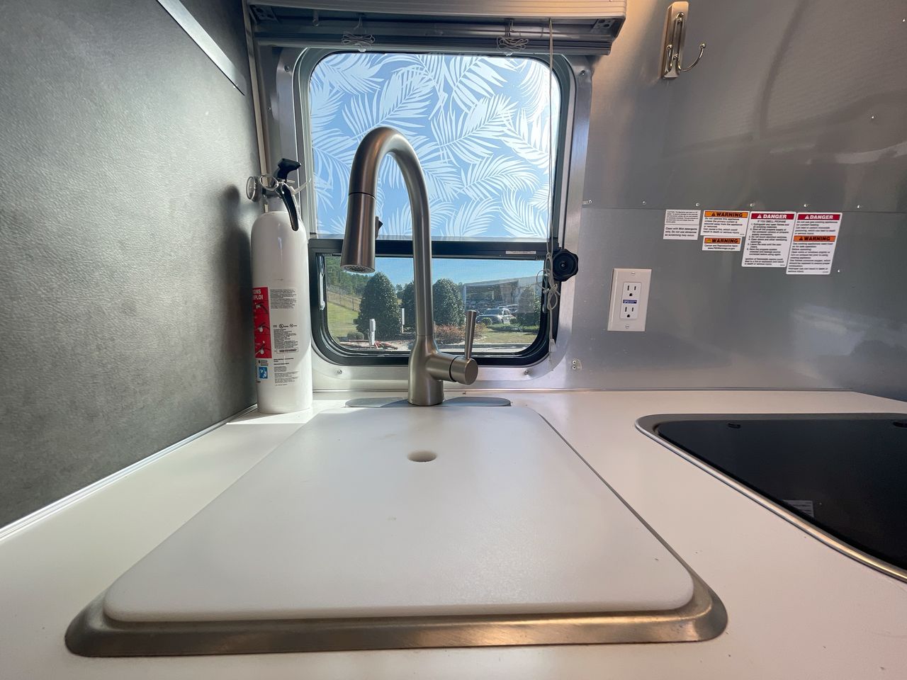 2023 Airstream 16RB Base
