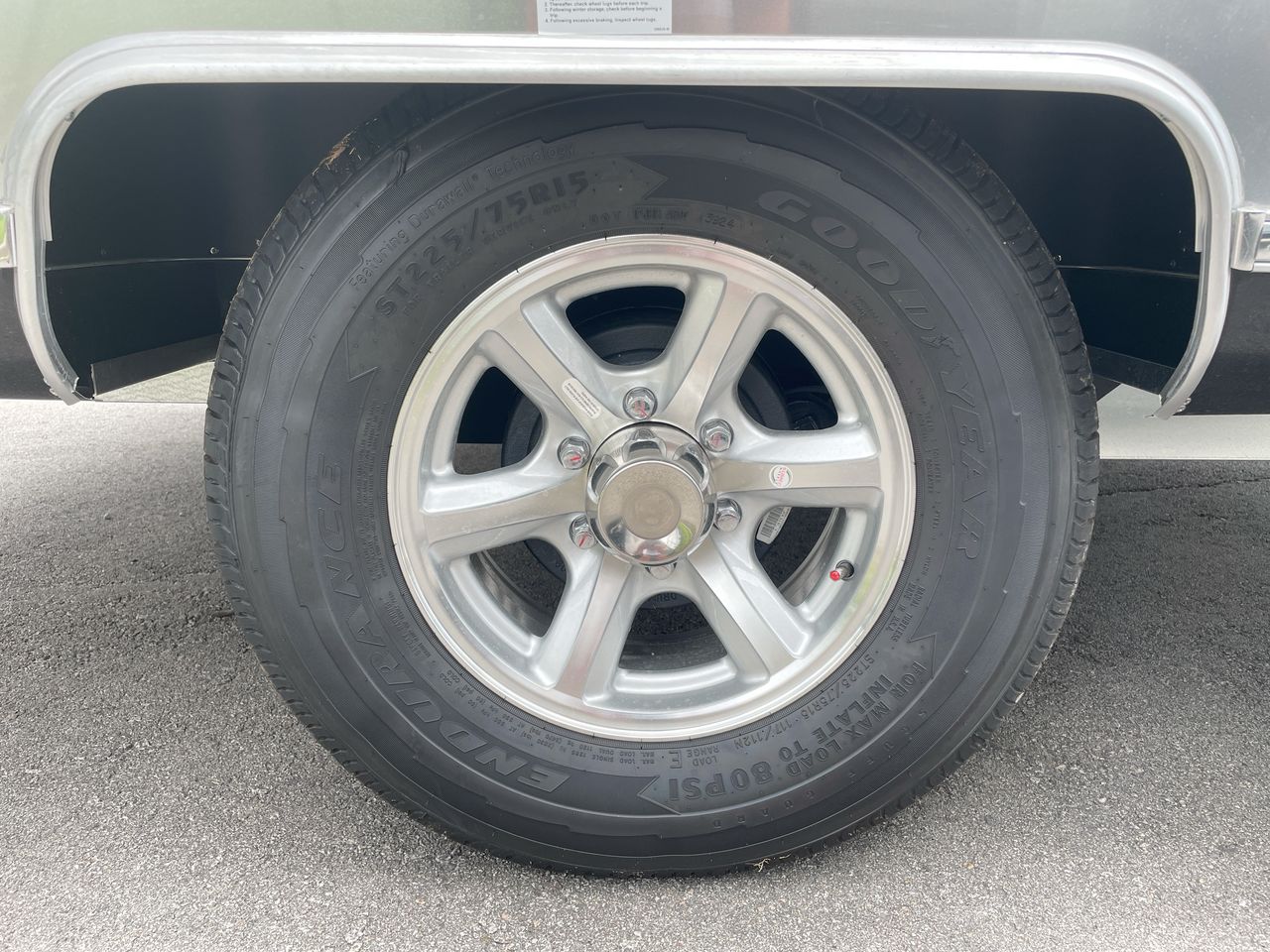 2025 Airstream 16RB Base