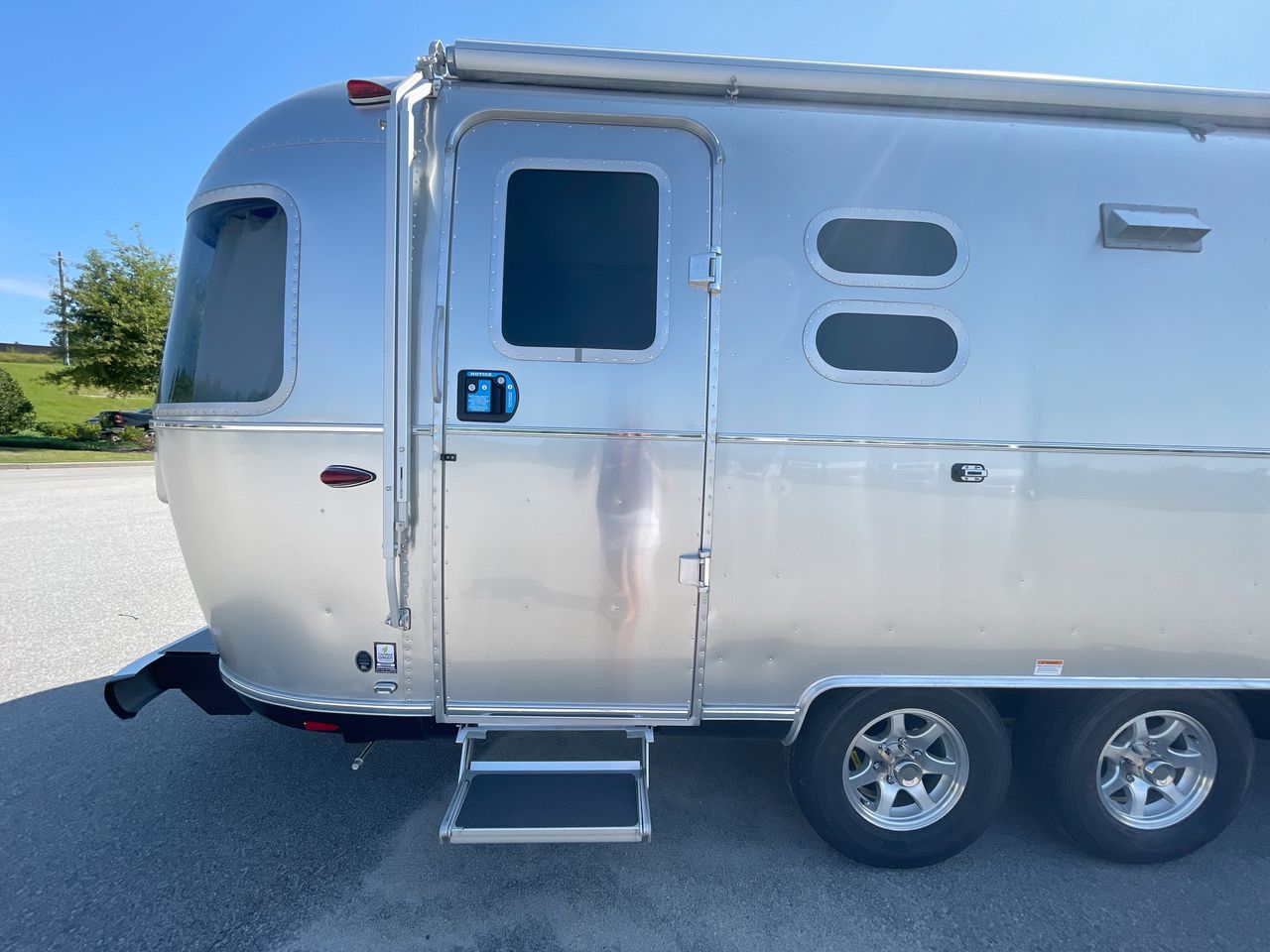 2026 Airstream 25FBT Base