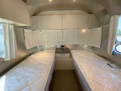 2026 Airstream 25FBT Base
