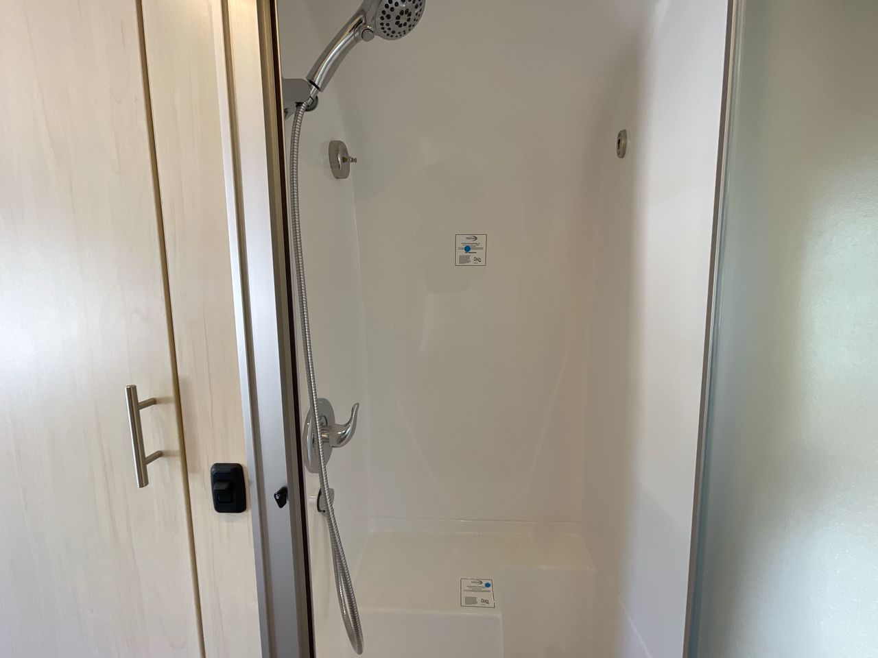 2026 Airstream 25FBT Base