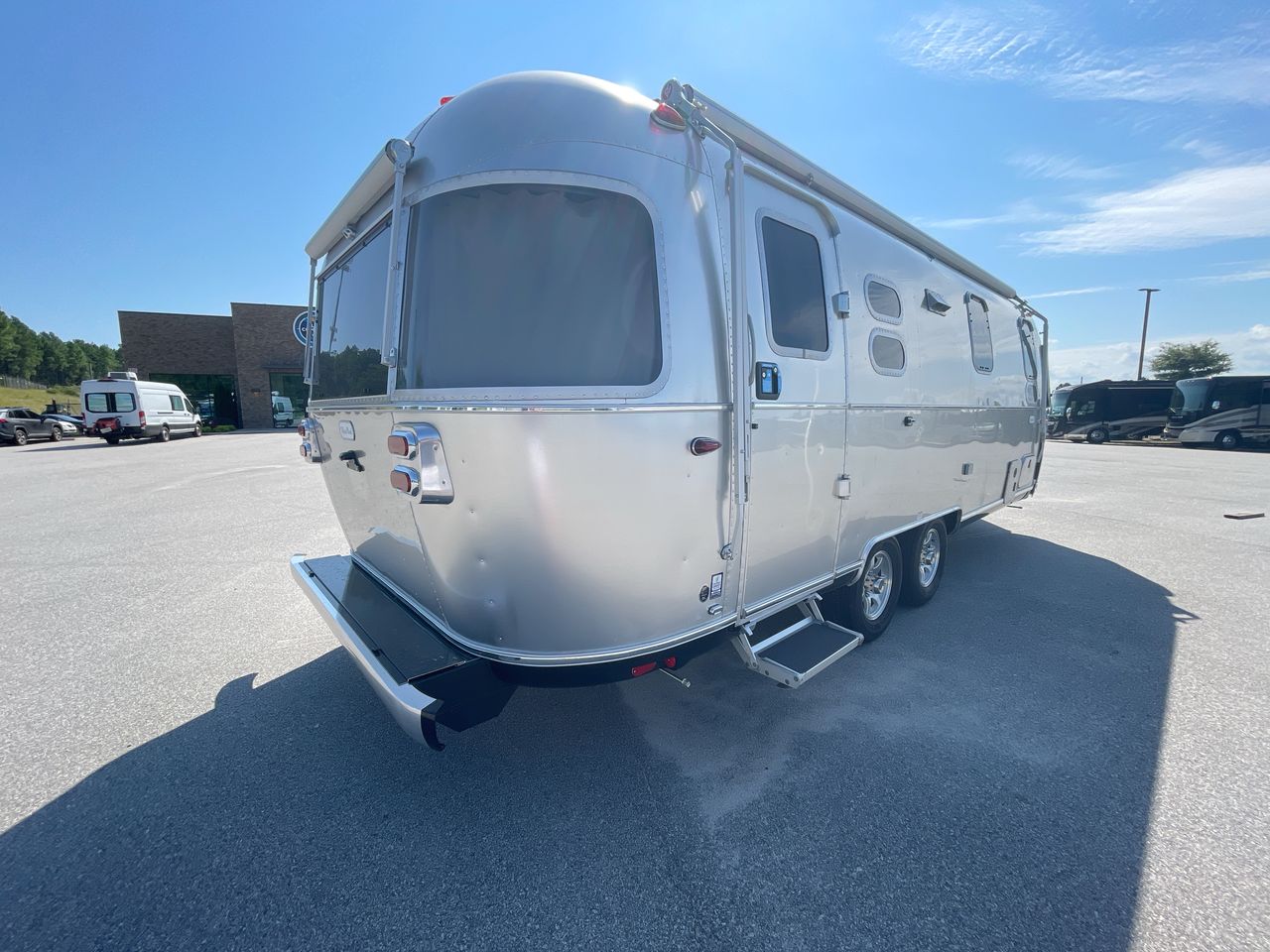 2026 Airstream 25FBT Base