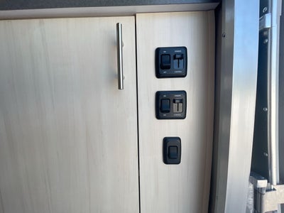 2026 Airstream 25FBT Base