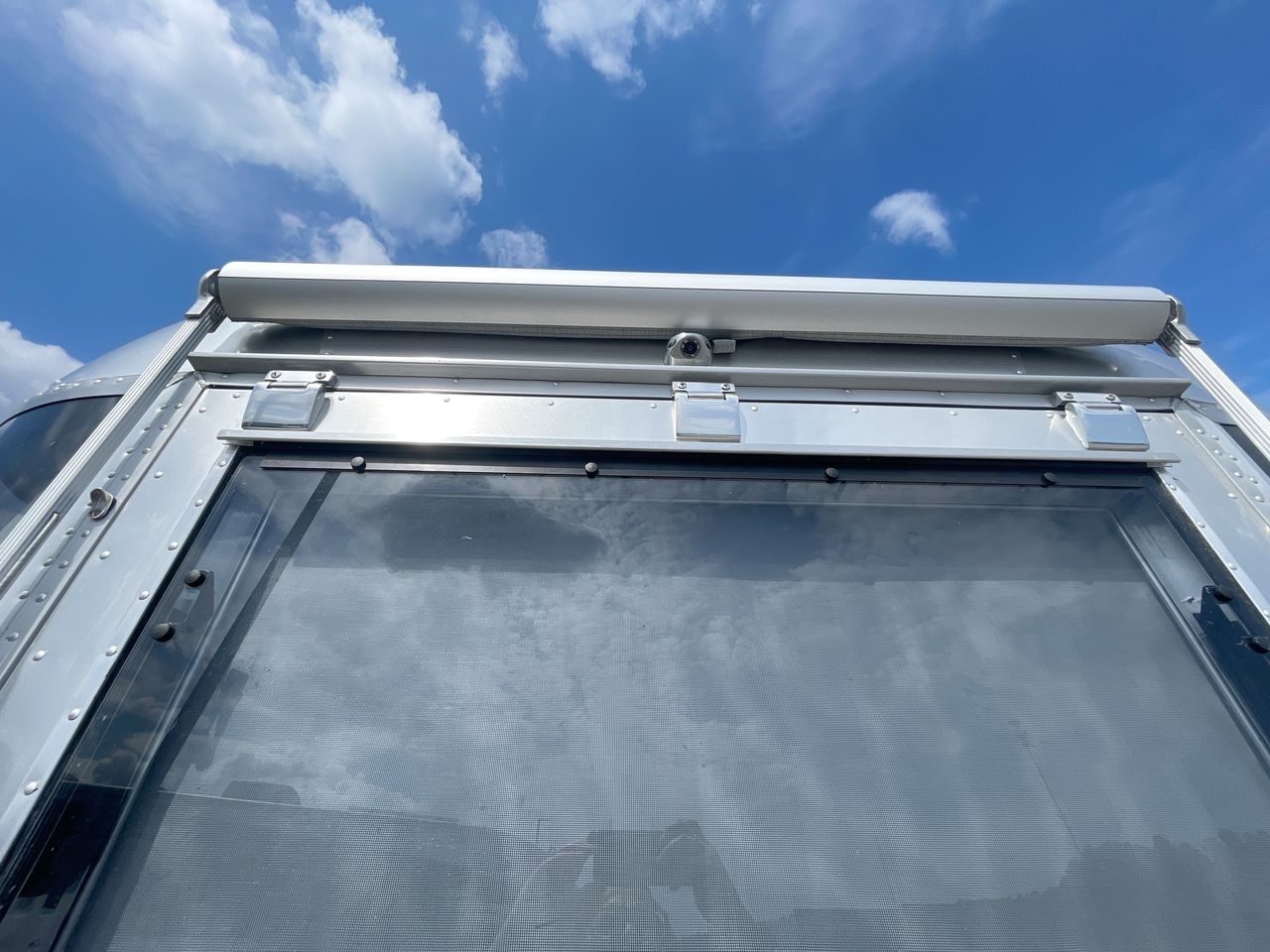 2026 Airstream 25FBQ Base