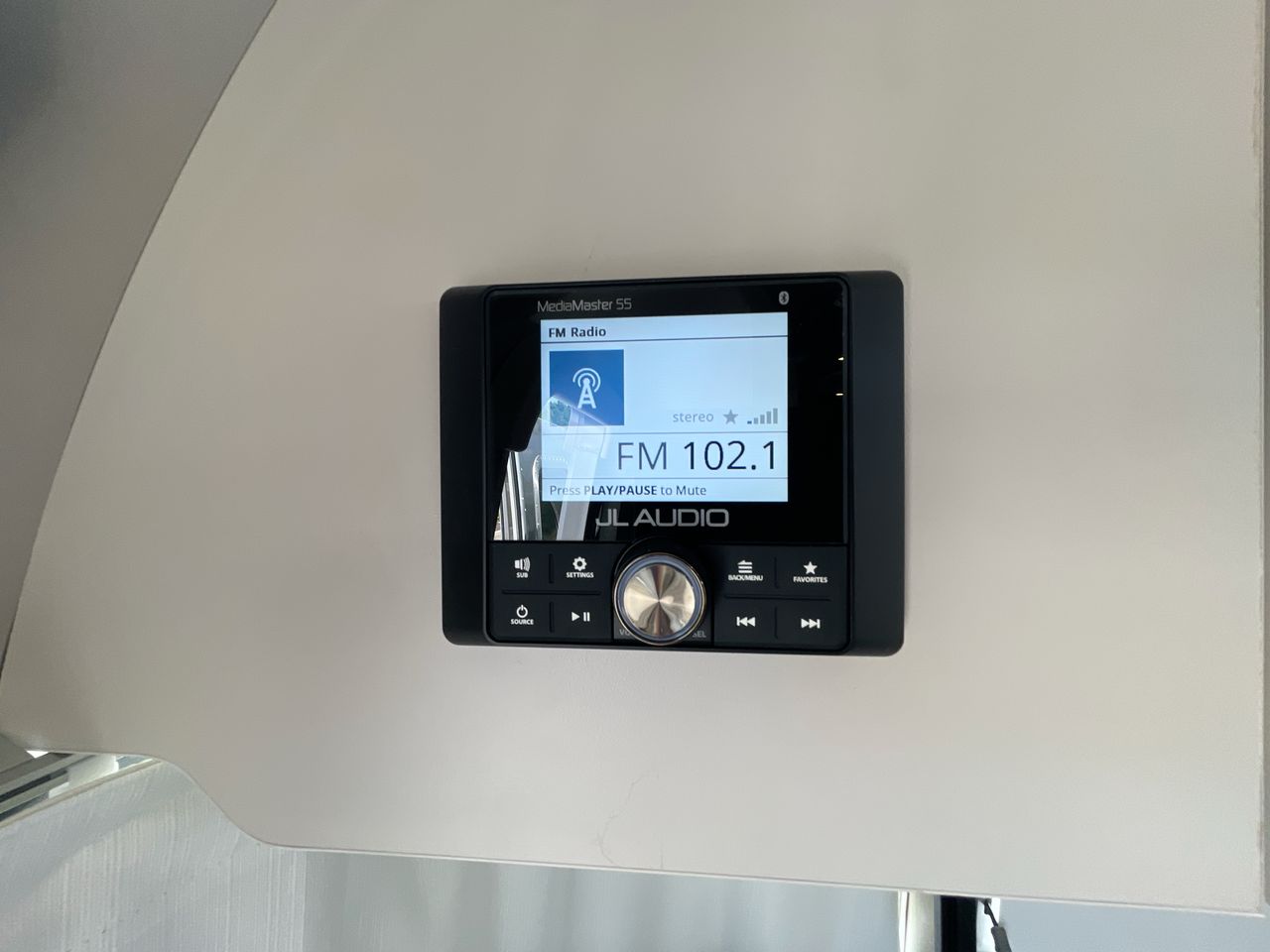 2026 Airstream 25FBQ Base