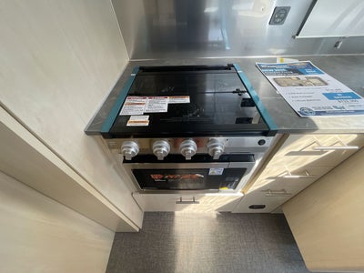 2026 Airstream 25FBQ Base