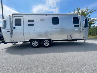 2026 Airstream 25FBQ Base