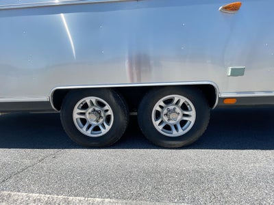 2016 Airstream 30FBQ Base