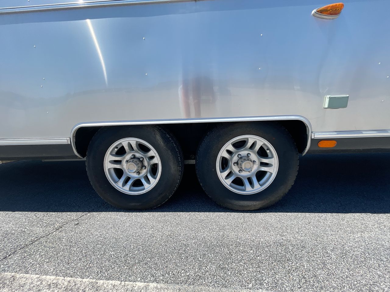 2016 Airstream 30FBQ Base