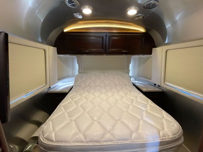 2016 Airstream 30FBQ Base