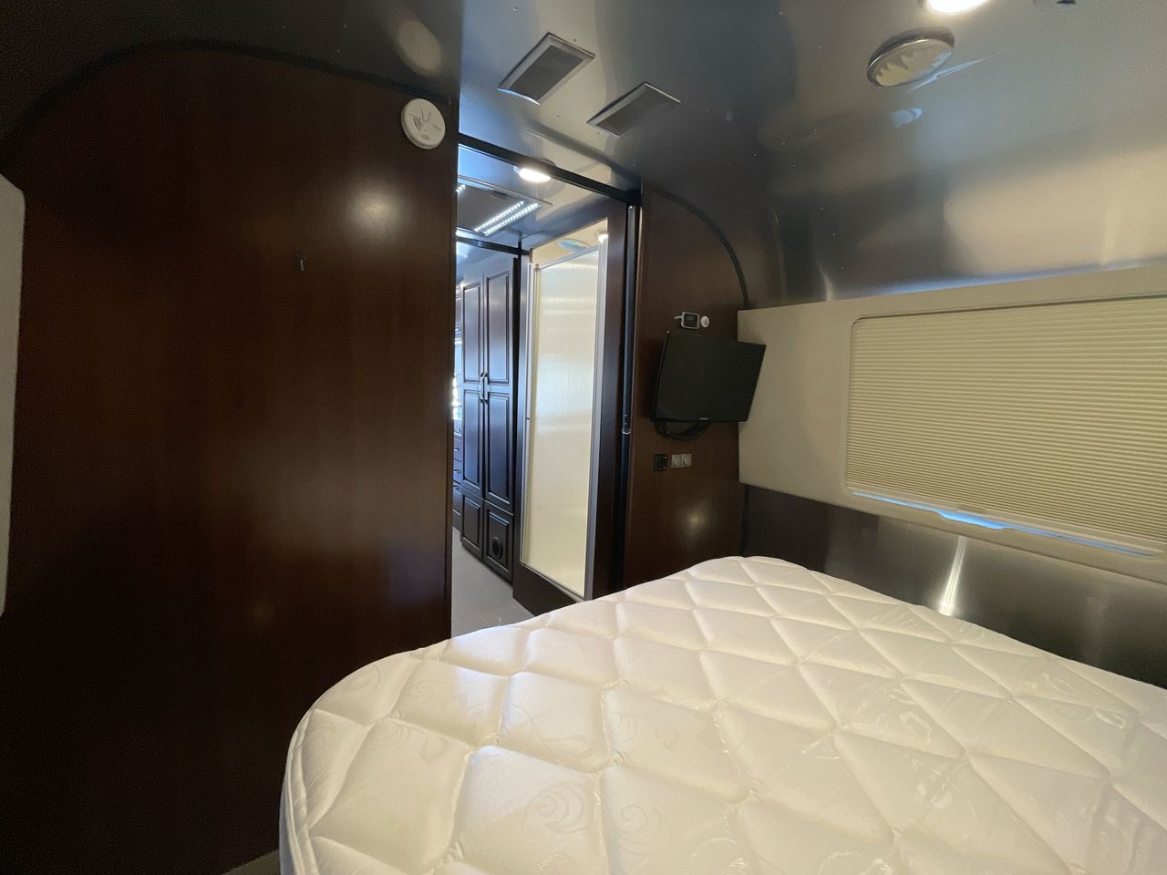 2016 Airstream 30FBQ Base