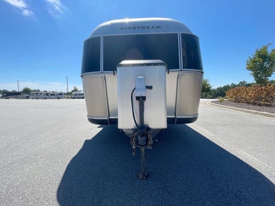 2016 Airstream 30FBQ Base