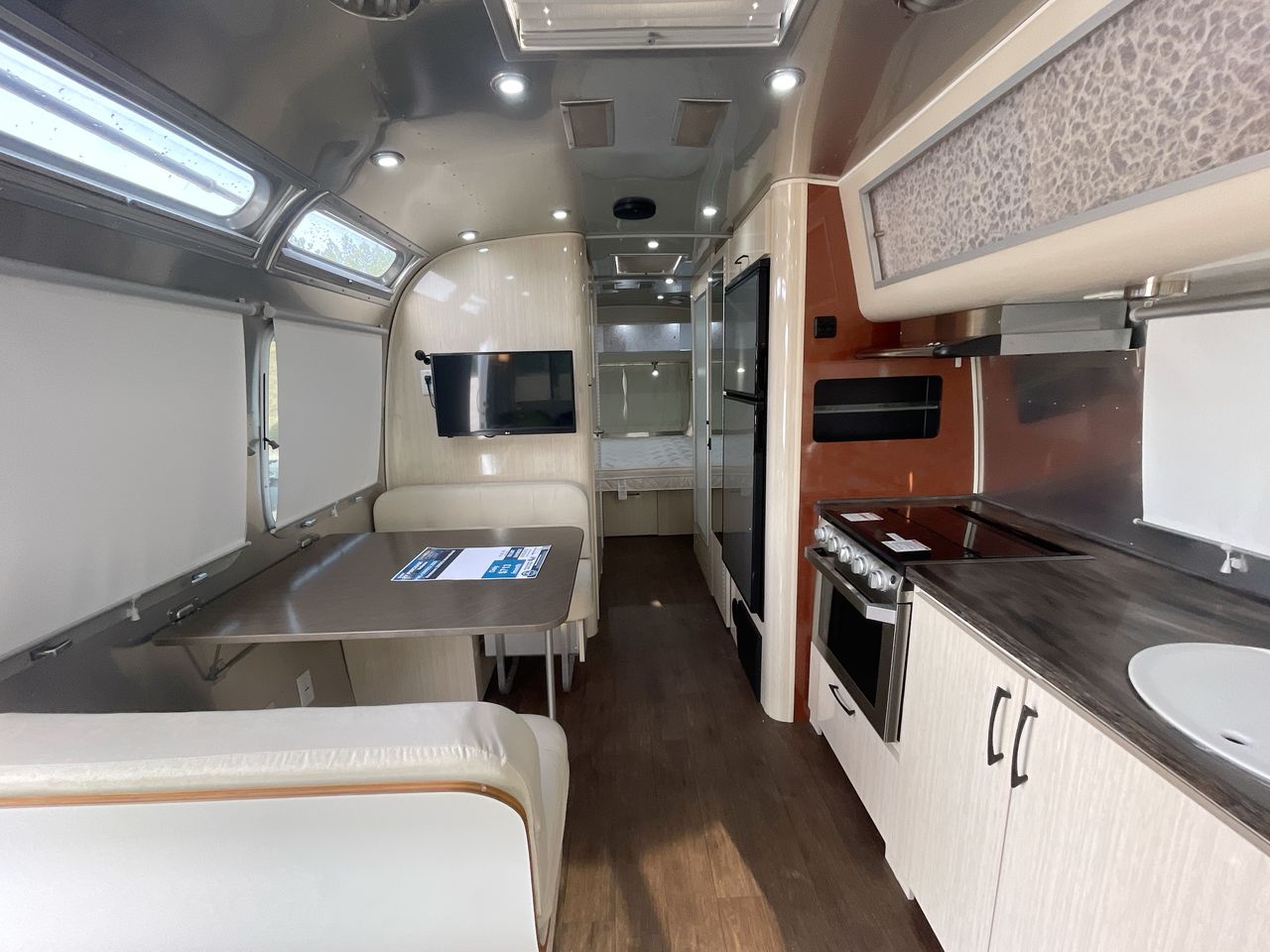 2020 Airstream 28RBQ Base