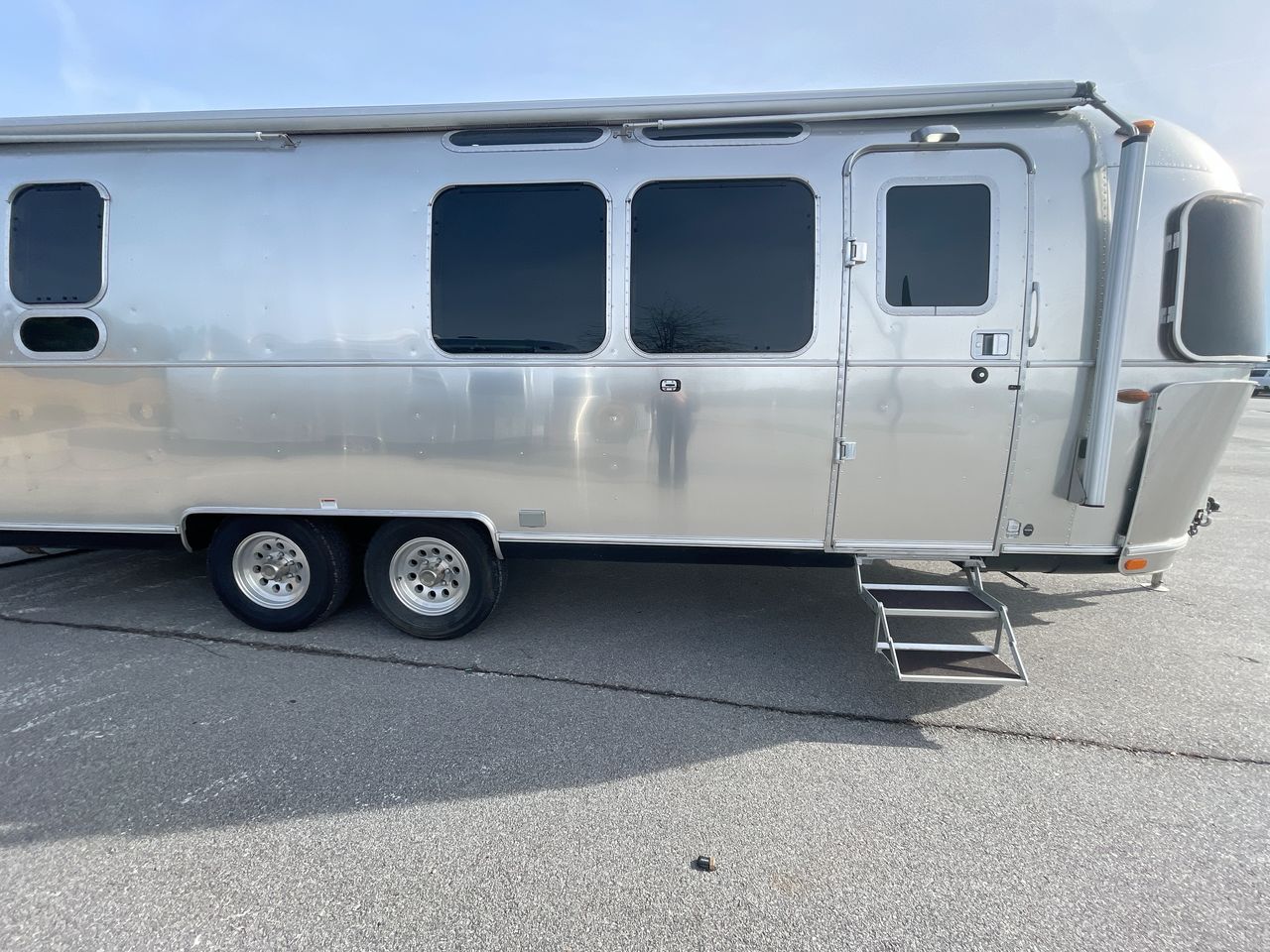 2020 Airstream 28RBQ Base