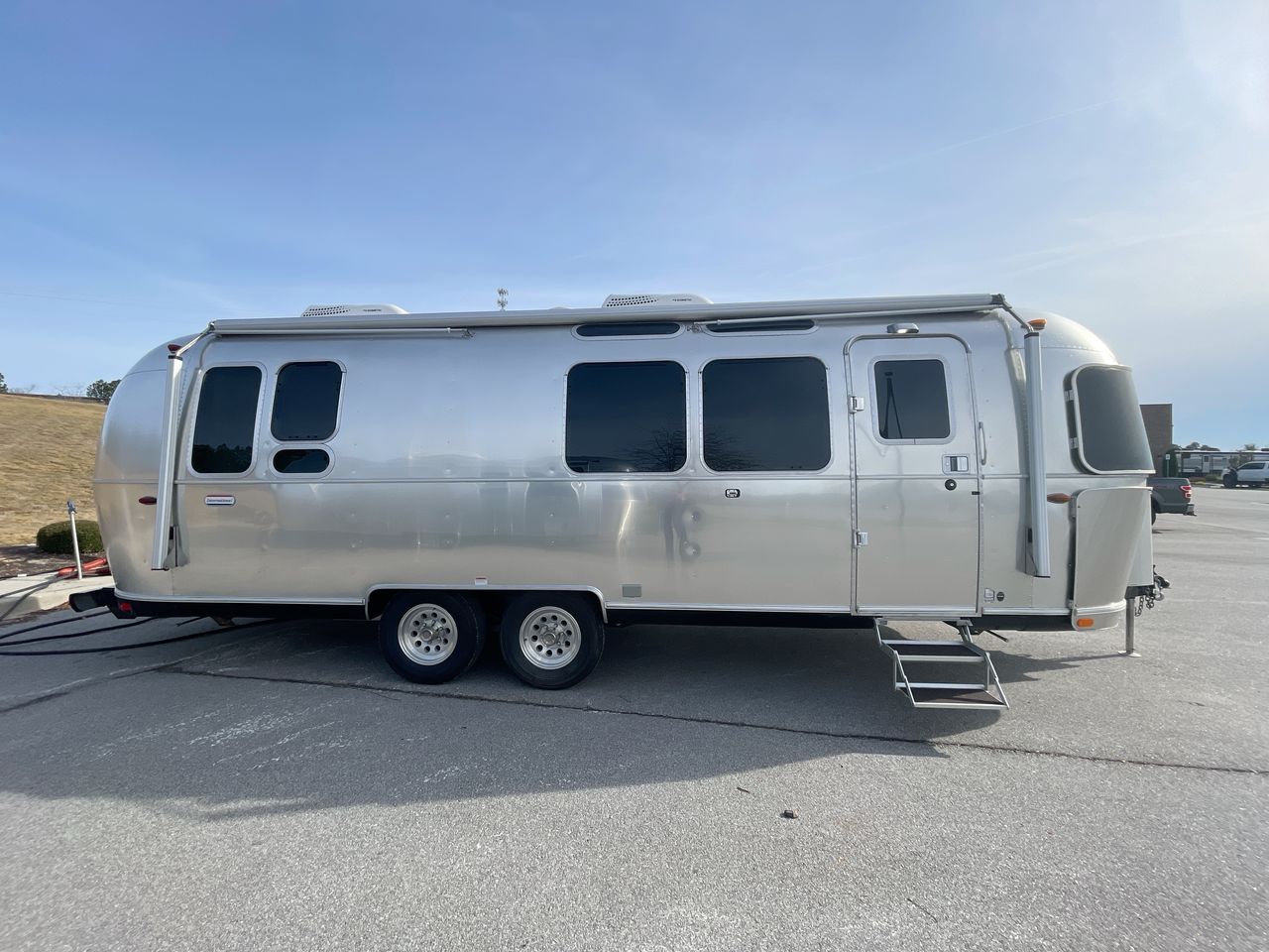 2020 Airstream 28RBQ Base