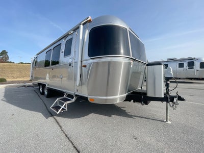 2020 Airstream 28RBQ Base