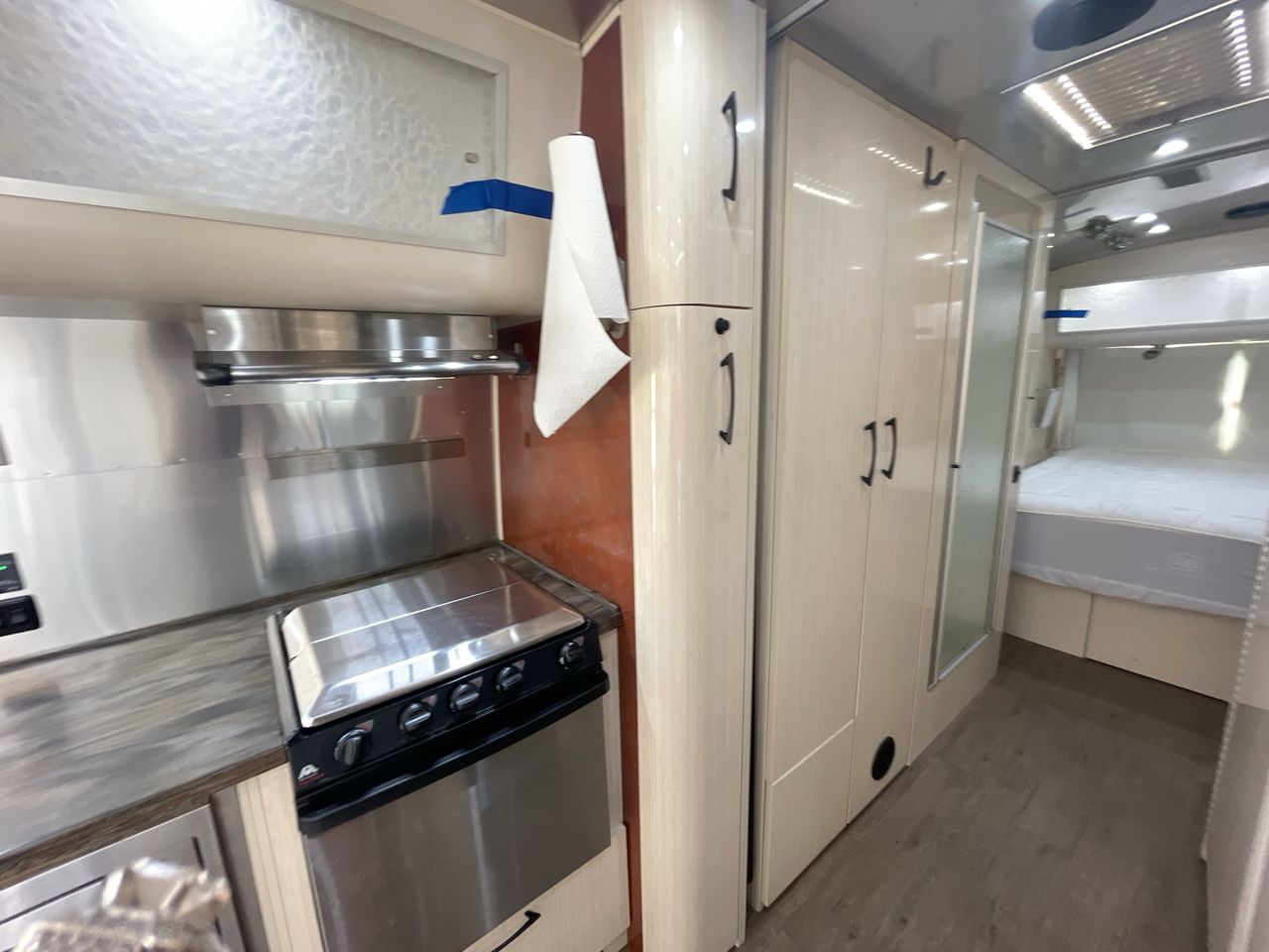 2018 Airstream 30RB (Rear Queen Bed) Base