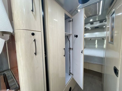 2018 Airstream 30RB (Rear Queen Bed) Base