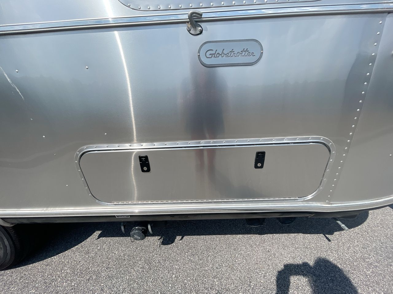 2024 Airstream 30RBT Base