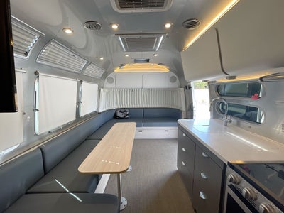2024 Airstream 30RBT Base