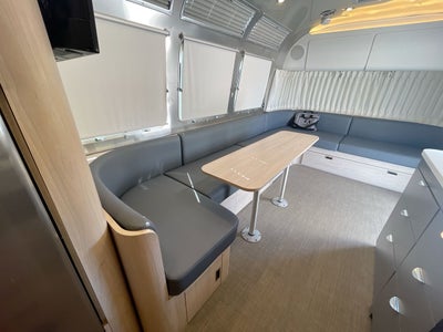 2024 Airstream 30RBT Base