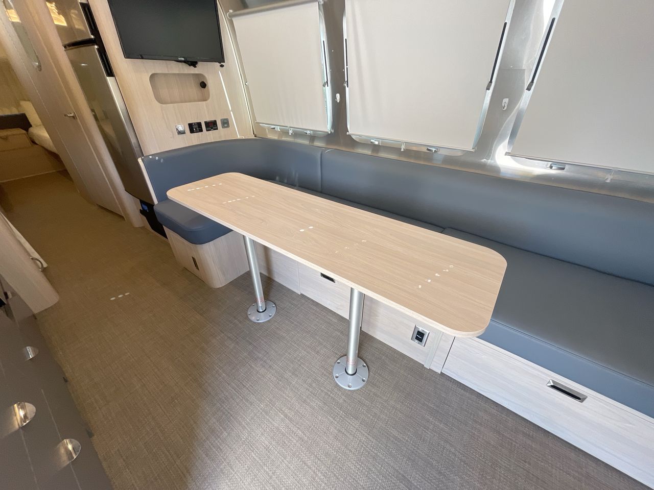 2024 Airstream 30RBT Base