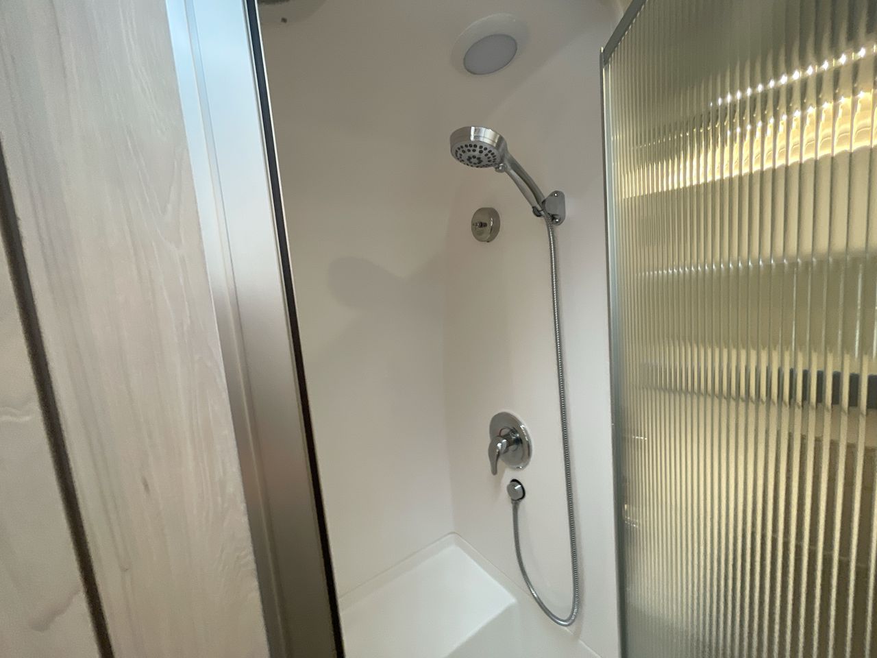 2024 Airstream 30RBT Base