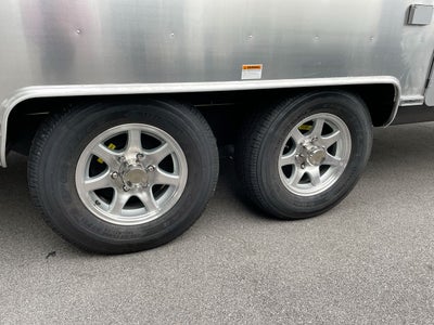 2025 Airstream 27FBQ Base