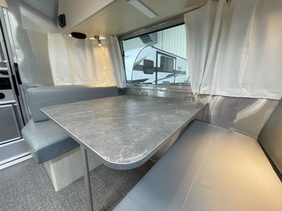 2025 Airstream 27FBQ Base