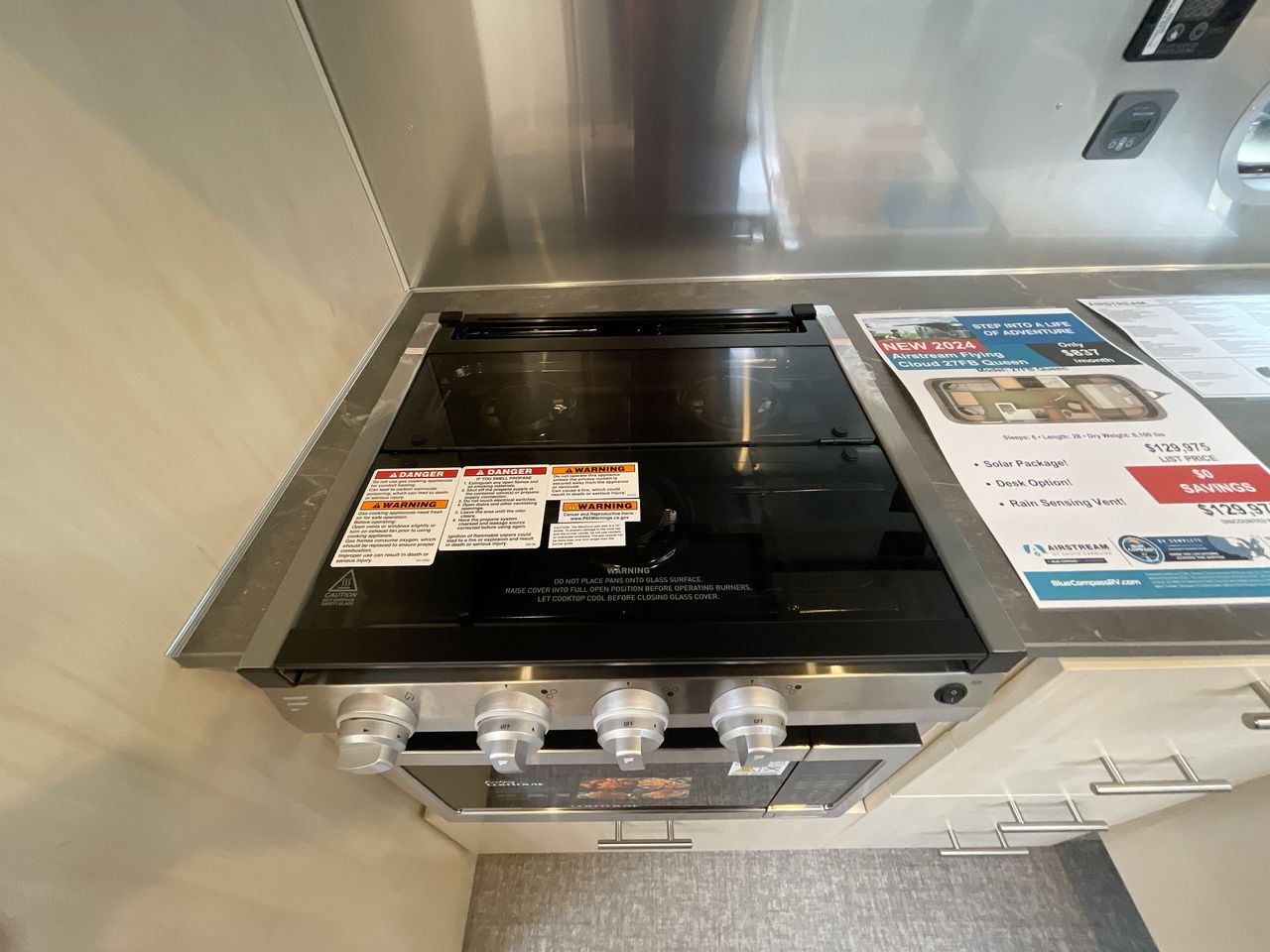 2025 Airstream 27FBQ Base