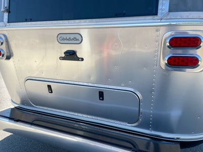 2026 Airstream 27FBT Base