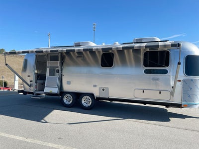 2026 Airstream 27FBT Base