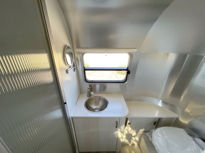 2025 Airstream 22FB Base