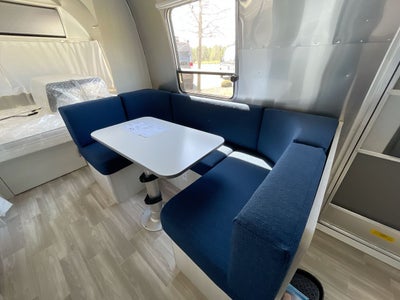 2025 Airstream 22FB Base