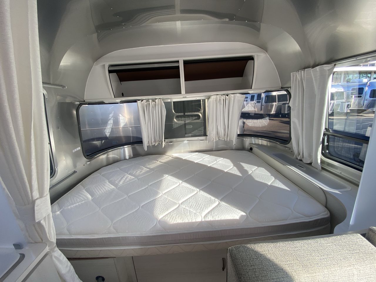 2024 Airstream 22FB Base