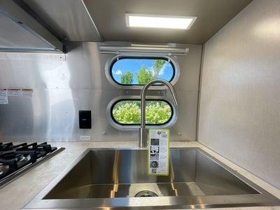 2026 Airstream 22FB Base