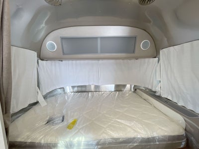 2026 Airstream 22FB Base