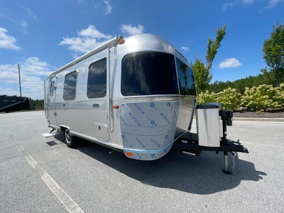 2026 Airstream 22FB Base