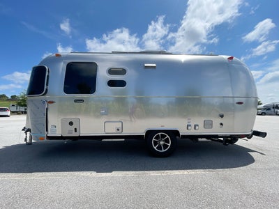 2026 Airstream 22FB Base