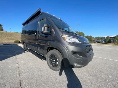 2026 Airstream Rangeline Base